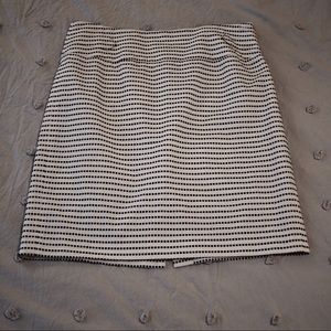 LOFT Black and White Pencil Skirt